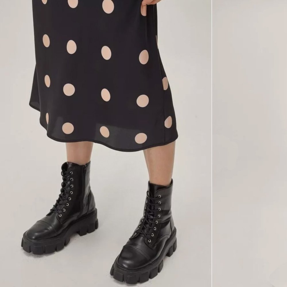 NWT nasty gal silky black polka dot midi skirt - Picture 2 of 4